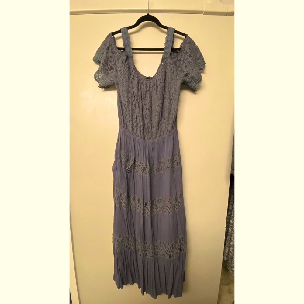 Gray/blue lacy cold shoulder dress